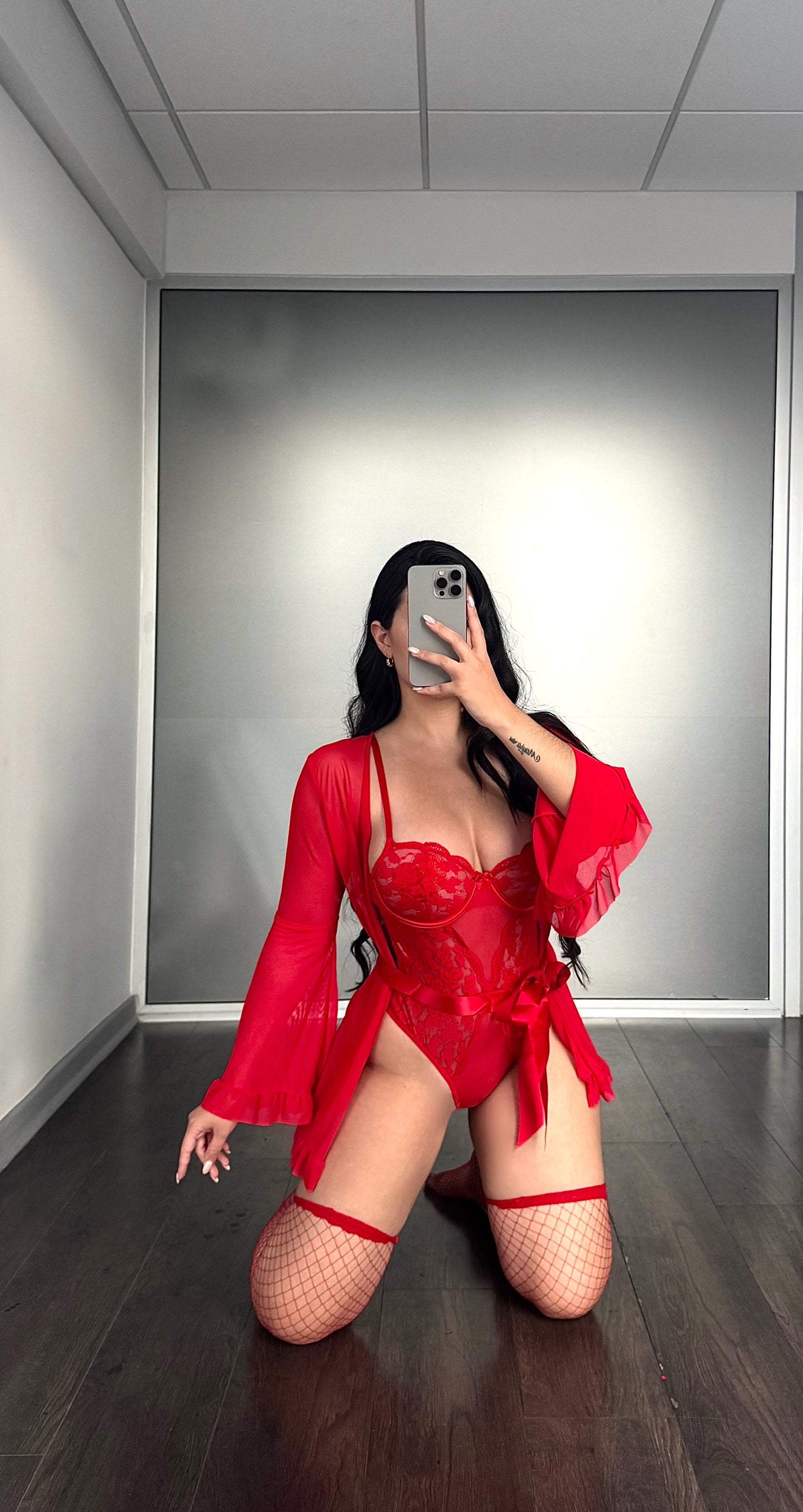 Body lencería encaje Fragola + bata + medias