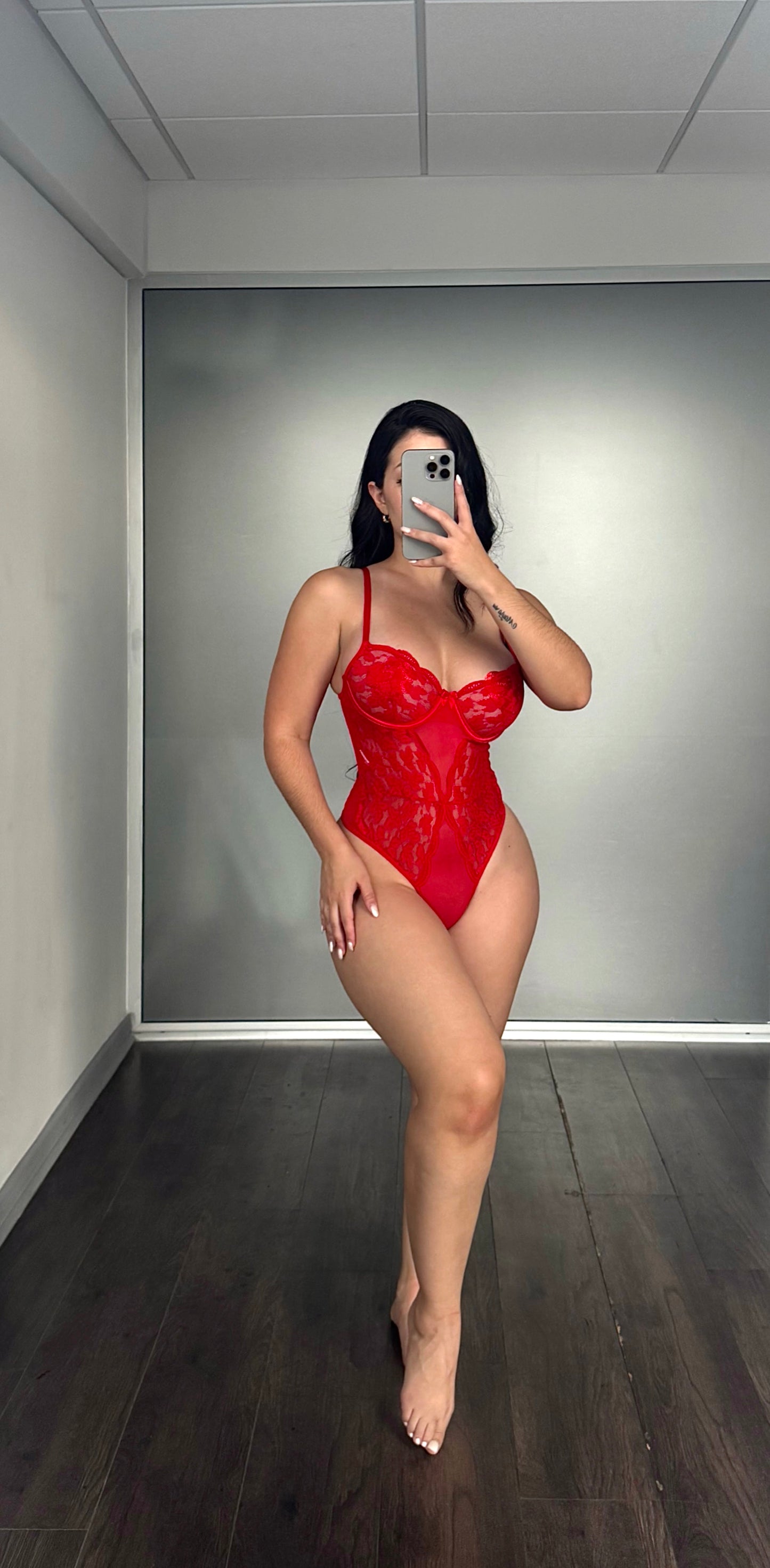 Body lencería encaje Fragola + bata + medias