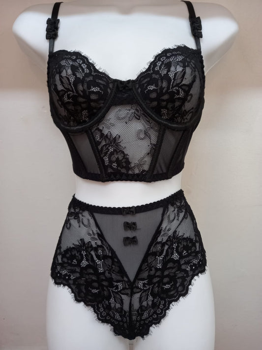 maniqui conjunto encaje tiro alto ferrara negro 
