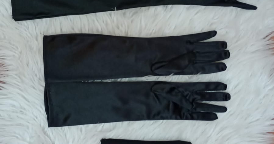 par de guantes medianos